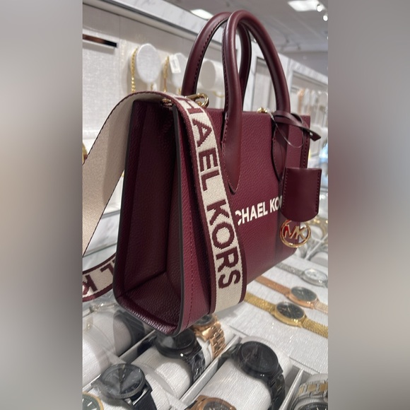 Michael Kors Mirella Small Pebbled Leather Crossbody Bag - Picture 5 of 16